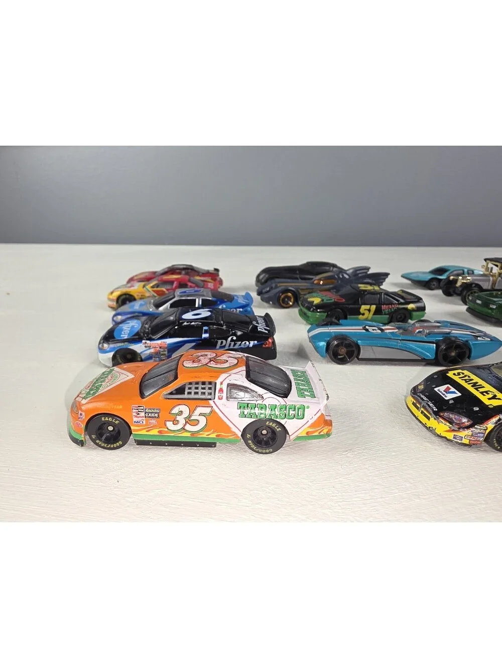 Large Lot (20) NASCAR/Hot Wheels 1/64 Loose Action/Racing Champs Dale Earnhart++